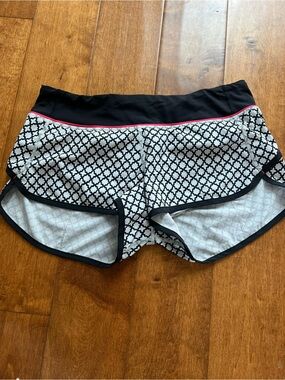 lululemon athletica Black and Gray Printed Running Shorts with Pink Trim